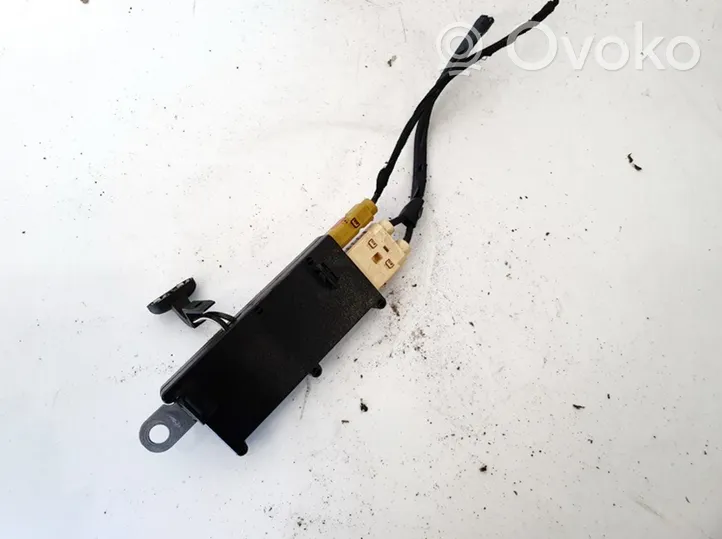 Volvo V50 Antenos valdymo blokas 8673493