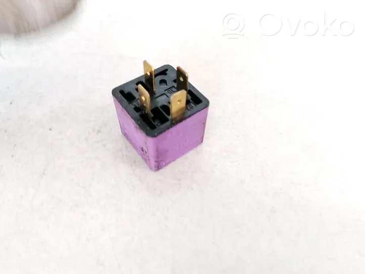 Opel Combo C Other relay 90464759