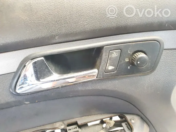 Volkswagen Touran I Front door interior handle 