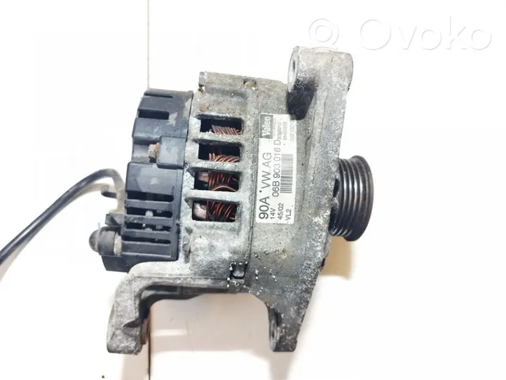 Volkswagen PASSAT B5.5 Lichtmaschine 06b903016d