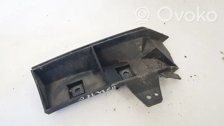 Volvo V50 Support de pare-chocs arrière 30764180