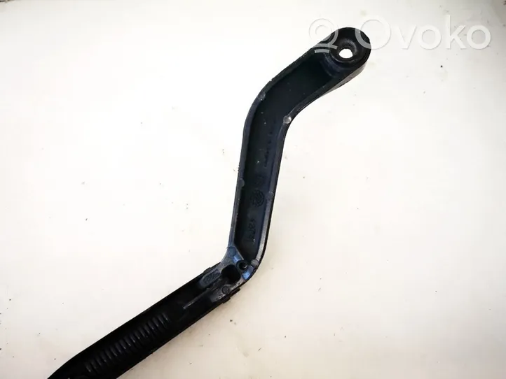 Volvo S70  V70  V70 XC Front wiper blade arm 