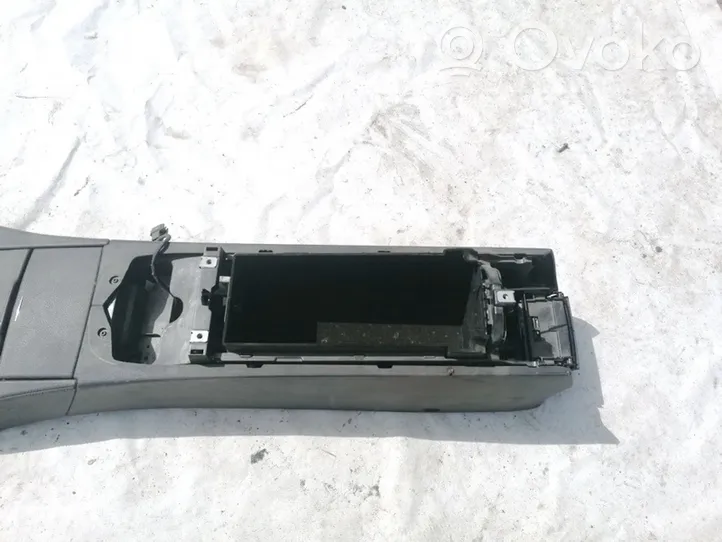 Mercedes-Benz S W221 Armrest P0107480