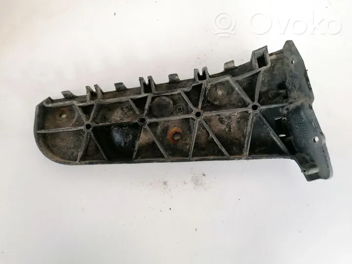 Audi A4 S4 B6 8E 8H Soporte de montaje del parachoques trasero 8e0807454