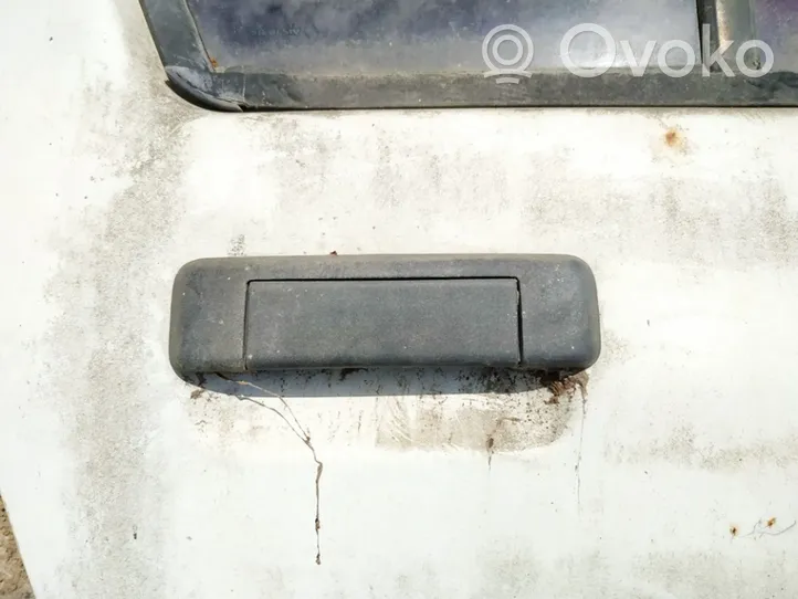 Renault 19 Klamka zewnętrzna drzwi 