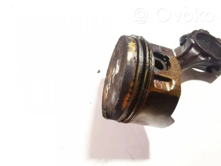 Audi A4 S4 B5 8D Pistone con biella 027b