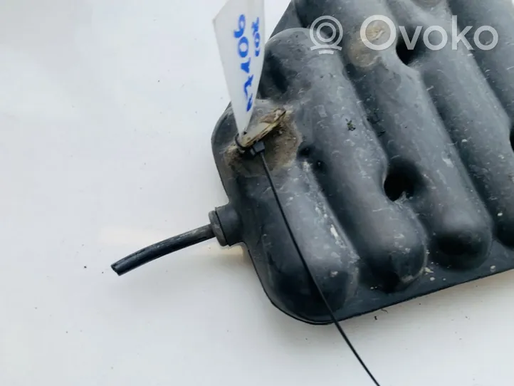 Audi 80 90 S2 B4 Réservoir d'air sous vide 8g0820601