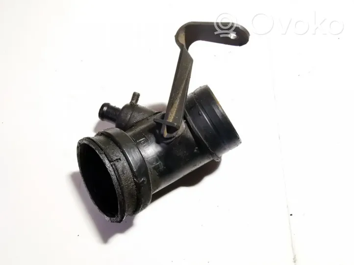 Volkswagen PASSAT B5 Tube d'admission d'air 058133356d