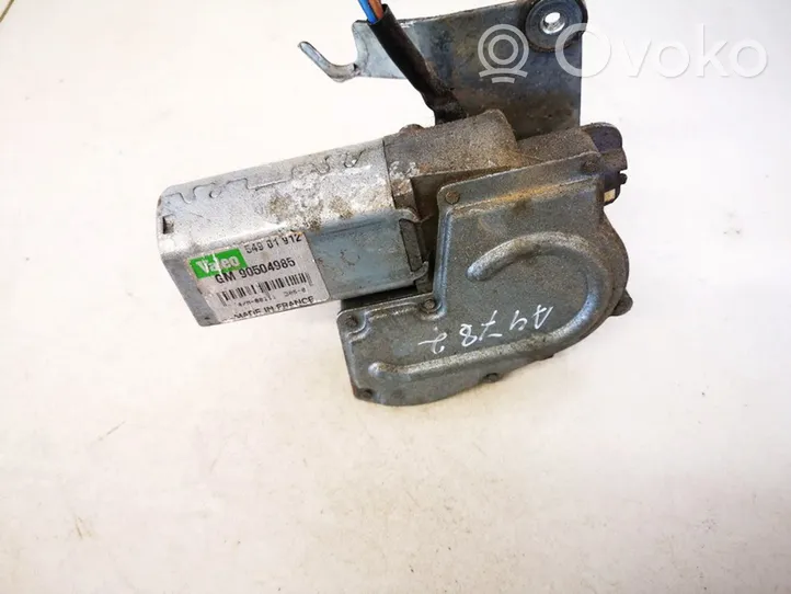 Opel Vectra B Rear window wiper motor 90504985