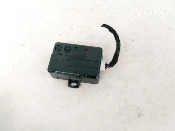 Audi A4 S4 B6 8E 8H Boîtier module alarme 