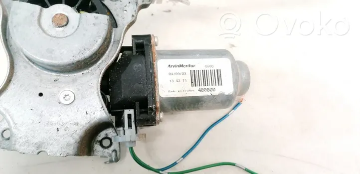 Nissan Almera N16 Priekinis varikliukas langų pakėlėjo 400600