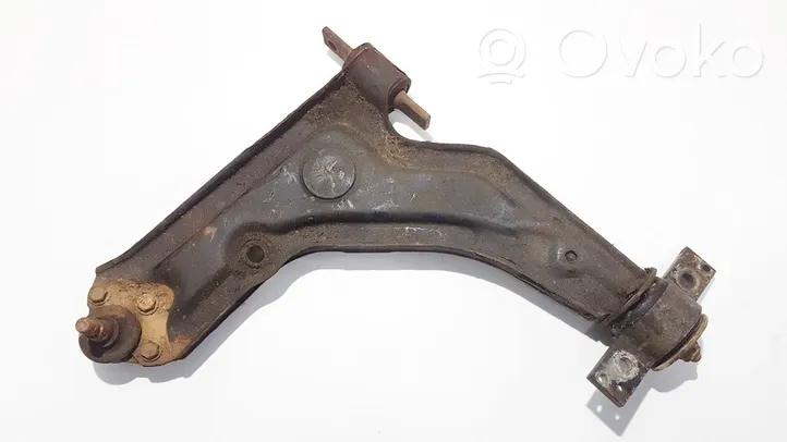 Alfa Romeo 164 Braccio di controllo sospensione anteriore inferiore/braccio oscillante 