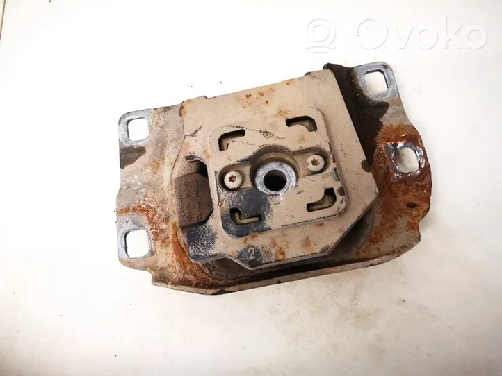 Volvo V50 Engine mount bracket v617h121