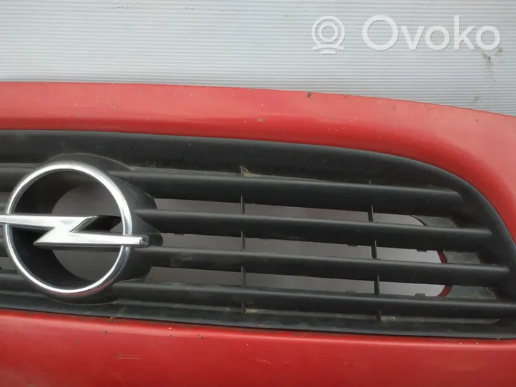 Opel Zafira A Grille de calandre avant 