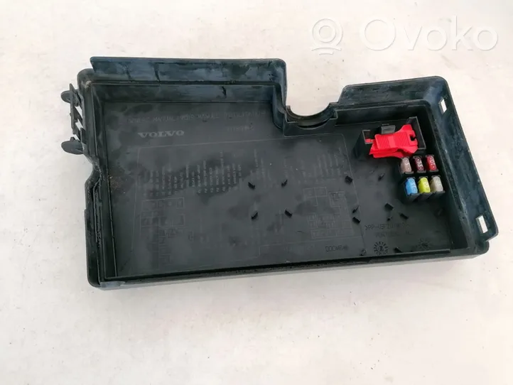 Volvo V50 Fuse box cover 30728346