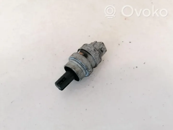 Audi A6 S6 C4 4A Czujnik temperatury zewnętrznej 028906081a