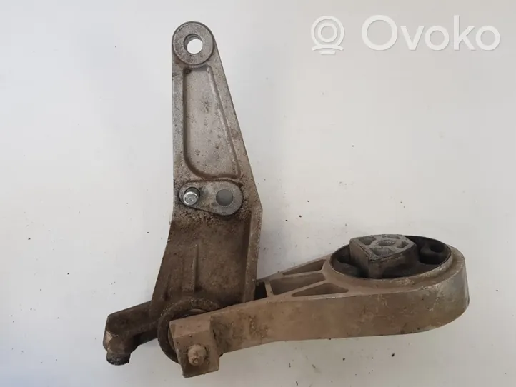 Opel Corsa D Wspornik / Mocowanie silnika 1110113