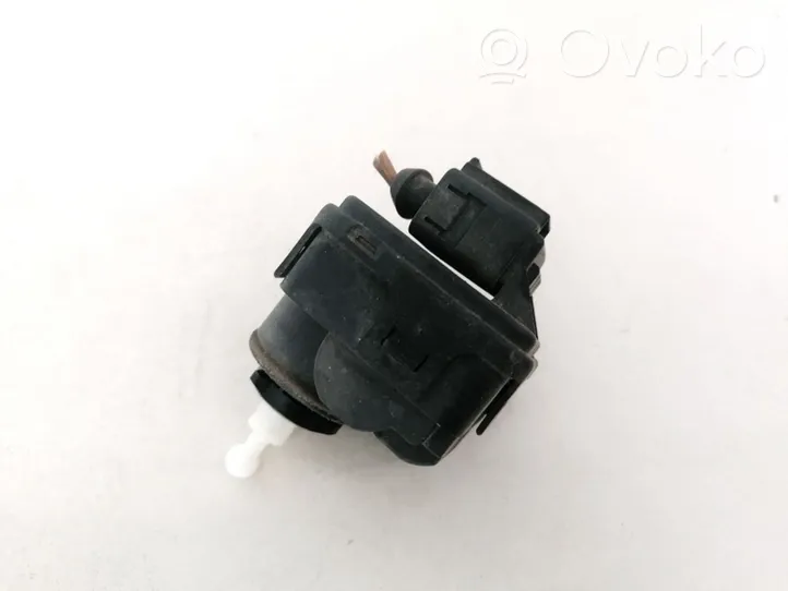 Audi A3 S3 8L Motorino di regolazione assetto fari 8L0941295