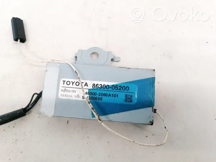Toyota Avensis T270 Antenas vadības bloks 8630005200