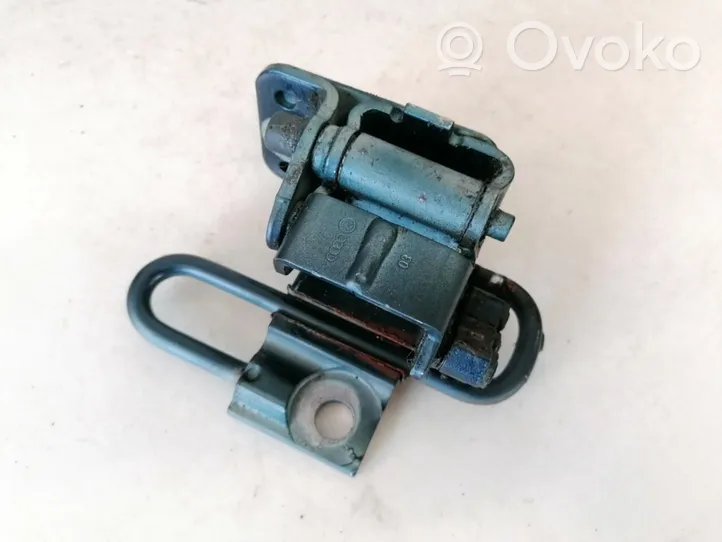 Audi TT Mk1 Cerniera superiore della portiera anteriore 8n0831411b