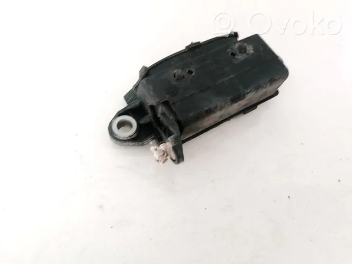 Audi A4 S4 B5 8D Etuoven ulkokahva 4A0839206