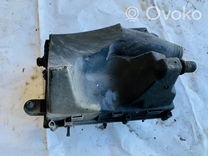 Opel Vectra C Oro filtro dėžė 9177262