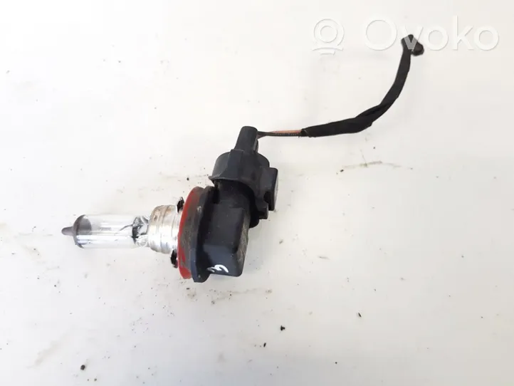 Opel Signum Żarówka lampy tylnej 64211l