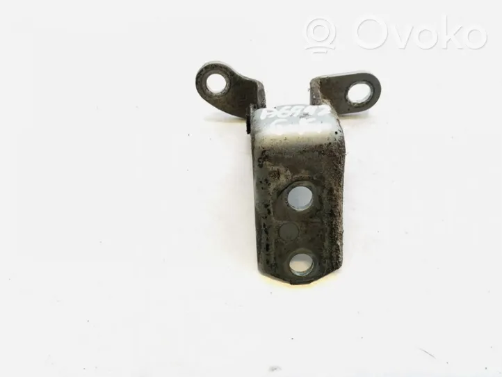 Toyota Avensis T250 Rear door lower hinge 