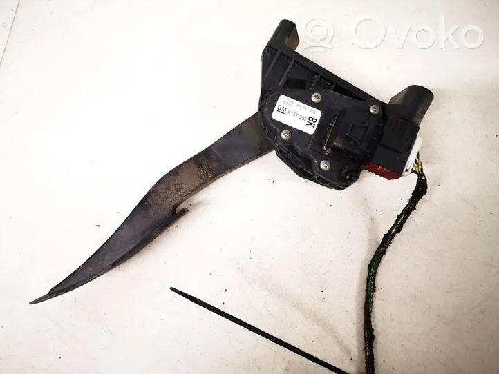 Opel Astra H Accelerator throttle pedal 9157998bk