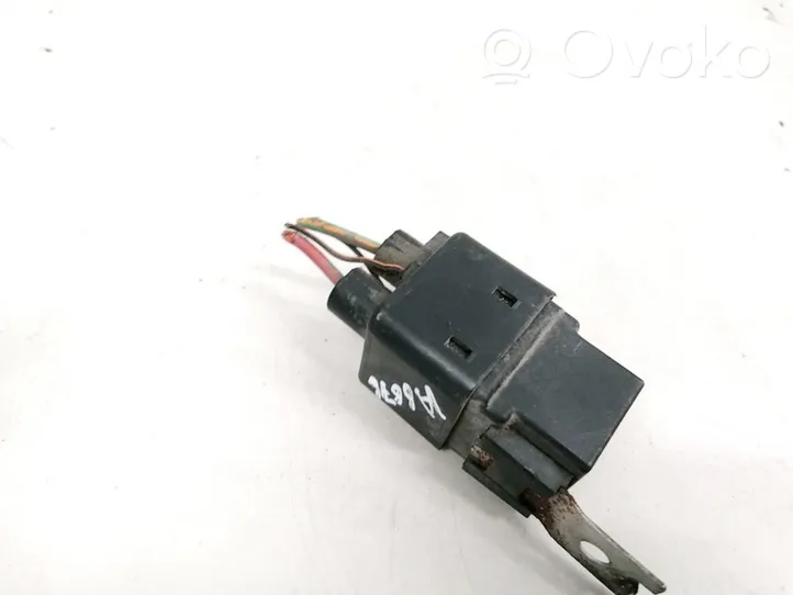 Ford Mondeo Mk III Other relay 98AG14A464