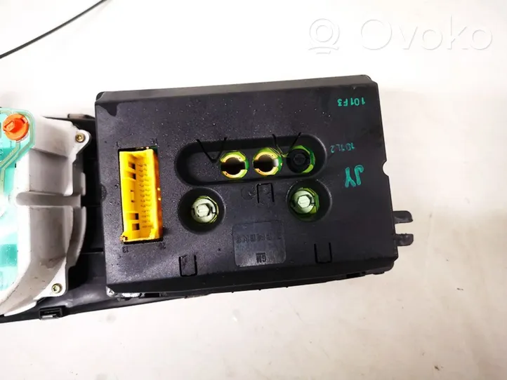 Opel Vectra B Monitori/näyttö/pieni näyttö 87001362