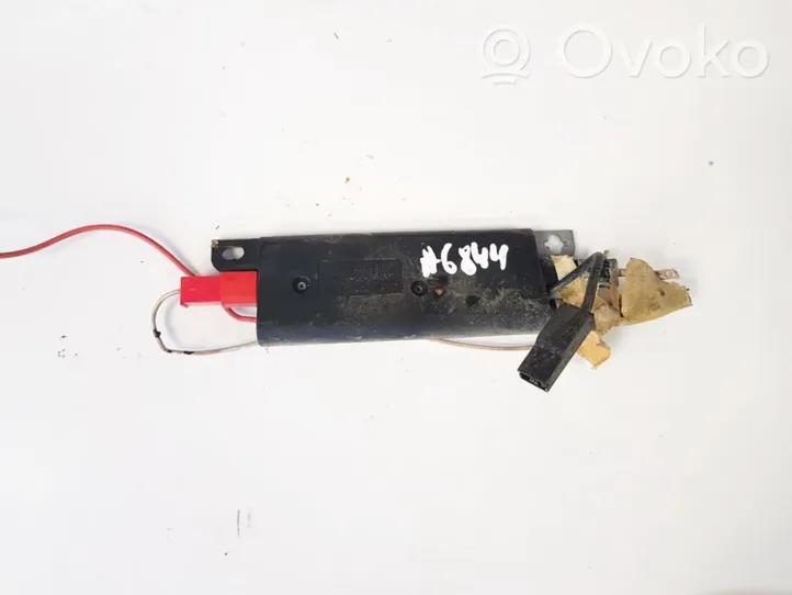 Audi A4 S4 B5 8D Antena GPS 8d5035225