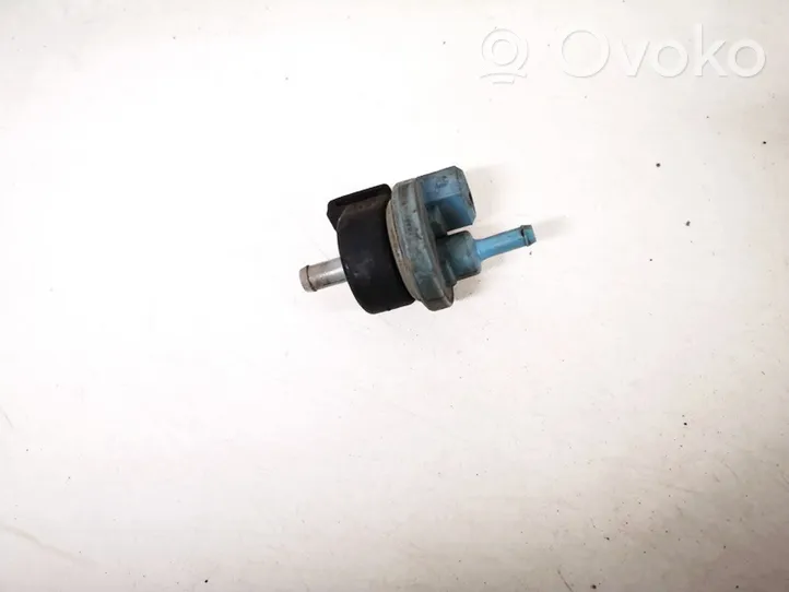 Audi 80 90 B3 Soupape 045133459b