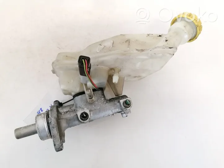 Citroen C2 Główny cylinder hamulca 320670938