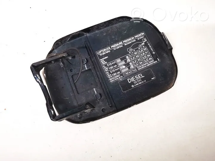 Mercedes-Benz C W203 Bouchon, volet de trappe de réservoir à carburant a0005843117