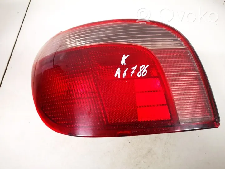 Toyota Yaris Lampa tylna 530870l