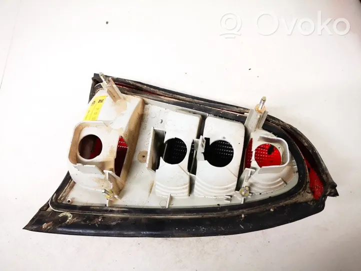 Opel Vectra B Lampa tylna 09153153