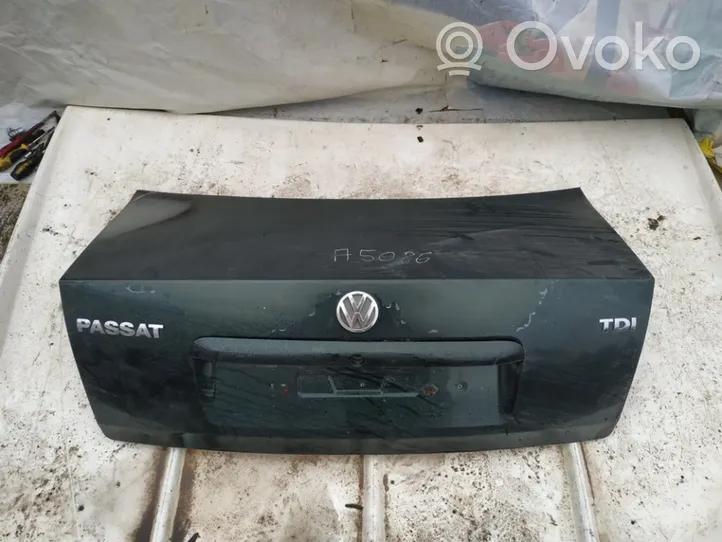 Volkswagen PASSAT B5 Tylna klapa bagażnika zalias