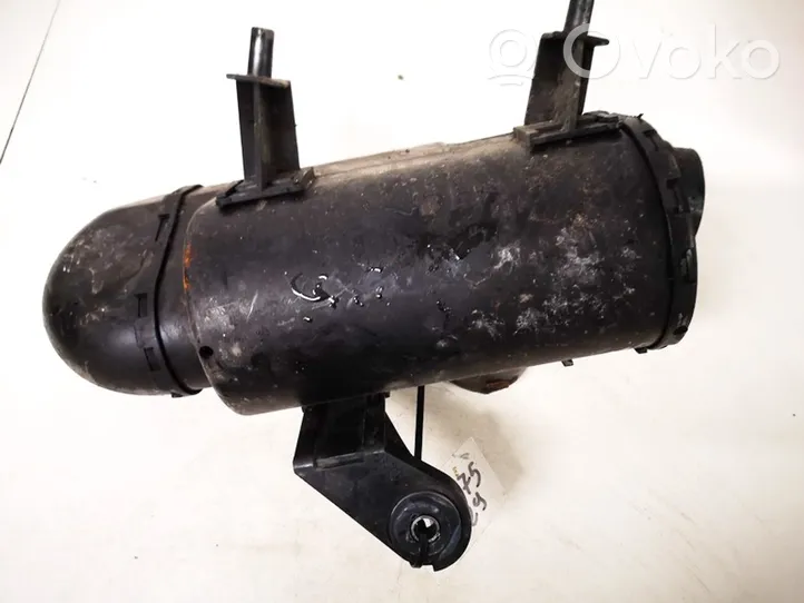 Audi 80 90 B3 Intake resonator 026129643f