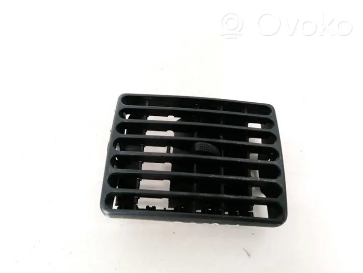 Volkswagen PASSAT B4 Griglia di ventilazione centrale cruscotto 3A0819708