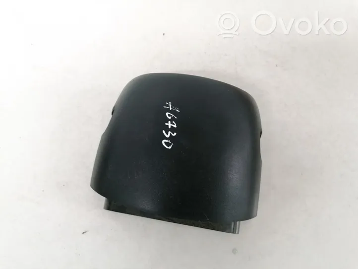 Opel Omega B1 Ohjauspyörän pylvään verhoilu 90496884