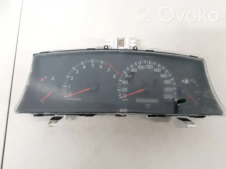 Toyota Corolla E120 E130 Compteur de vitesse tableau de bord 88311338