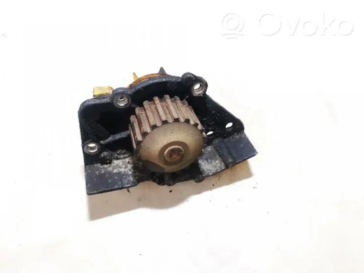 Hyundai Lantra II Pompe de circulation d'eau 9627668010