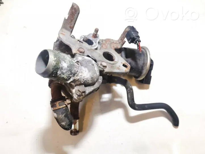 Honda CR-V EGR valve EE01