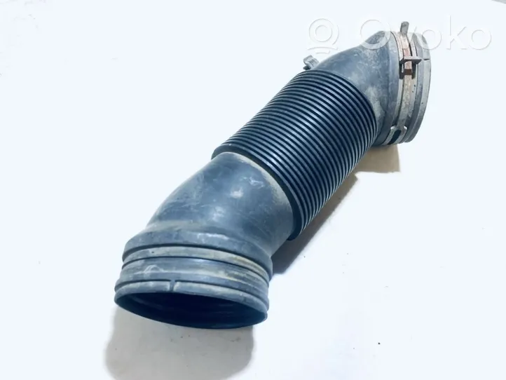 Skoda Octavia Mk2 (1Z) Air intake hose/pipe 1k0129684l