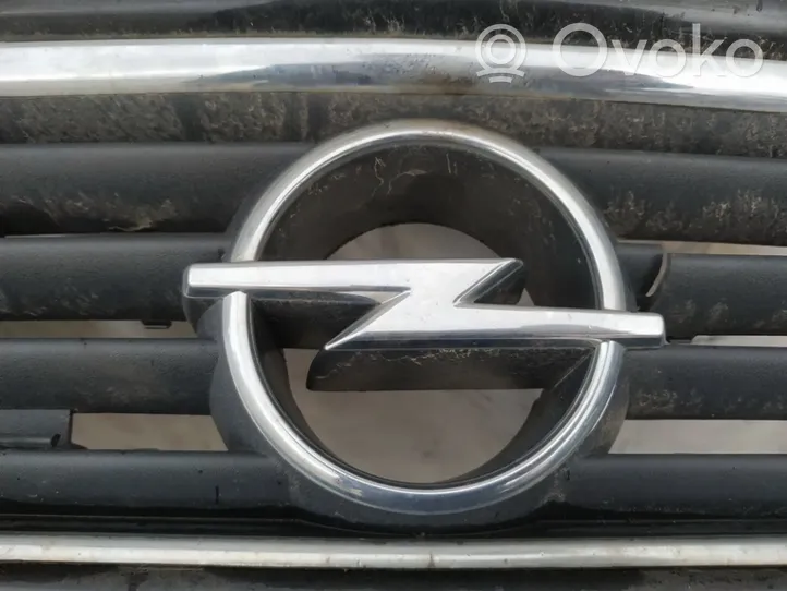 Opel Zafira A Manufacturer badge logo/emblem 