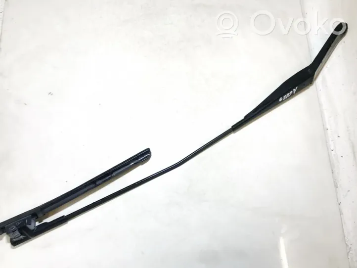 Ford Focus Front wiper blade arm 4m5117526cb