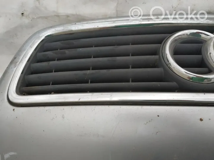 Audi A4 S4 B5 8D Front grill 