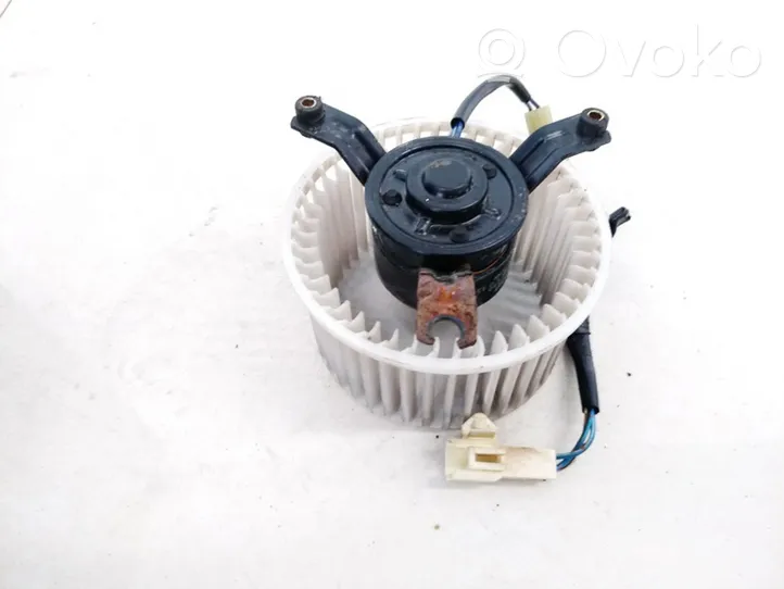 Toyota Avensis Verso Ventola riscaldamento/ventilatore abitacolo 0625006890