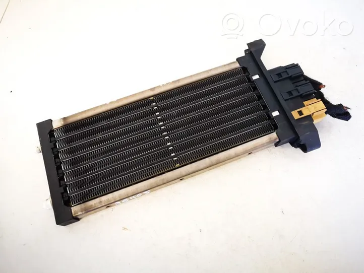 Audi A6 S6 C5 4B Radiateur électrique de chauffage auxiliaire 4b1819011